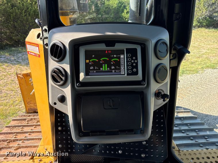 image for item ET0337 2019 Caterpillar D6T XW dozer