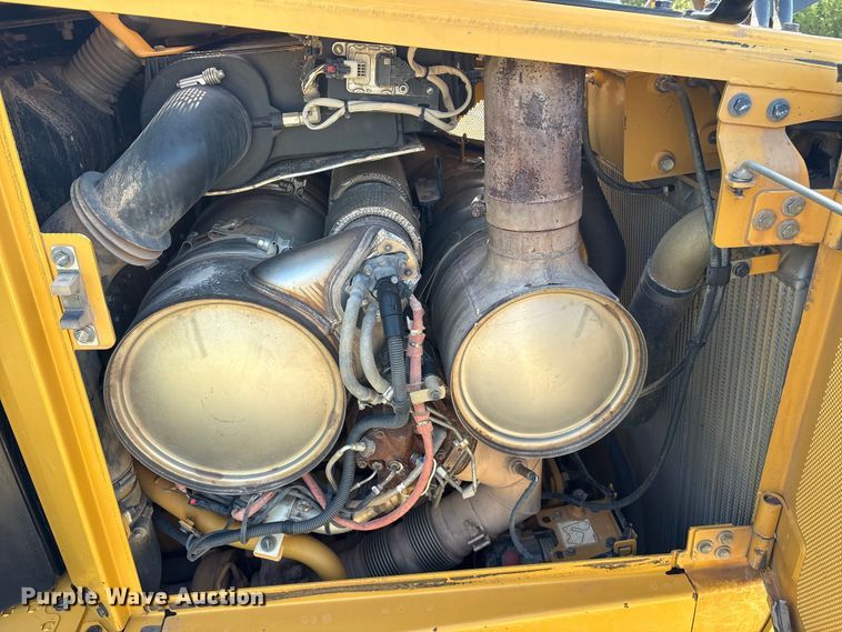 image for item ET0337 2019 Caterpillar D6T XW dozer