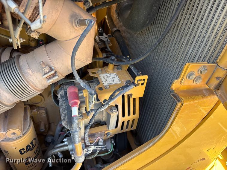 image for item ET0337 2019 Caterpillar D6T XW dozer