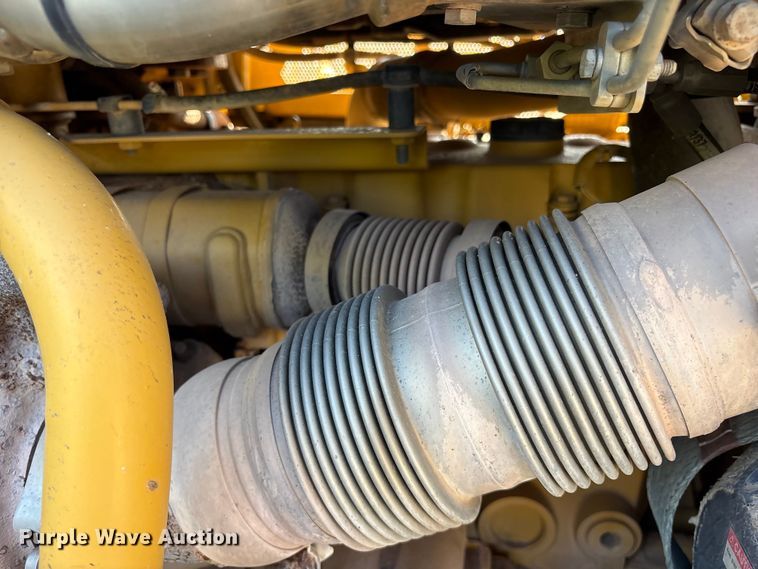 image for item ET0337 2019 Caterpillar D6T XW dozer