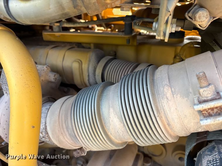 image for item ET0337 2019 Caterpillar D6T XW dozer