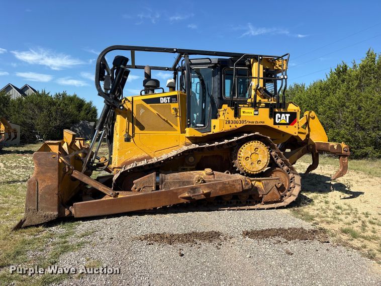 image for item ET0338 2019 Caterpillar D6T XL dozer