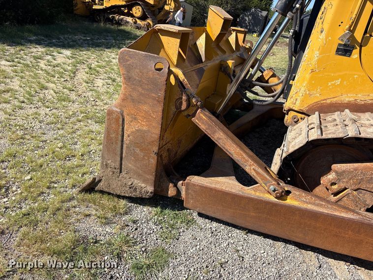 image for item ET0338 2019 Caterpillar D6T XL dozer
