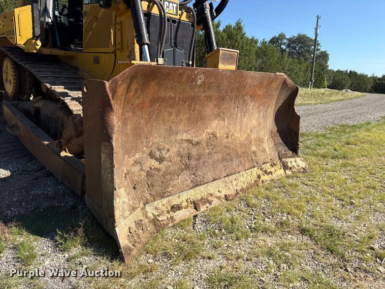 image for item ET0338 2019 Caterpillar D6T XL dozer