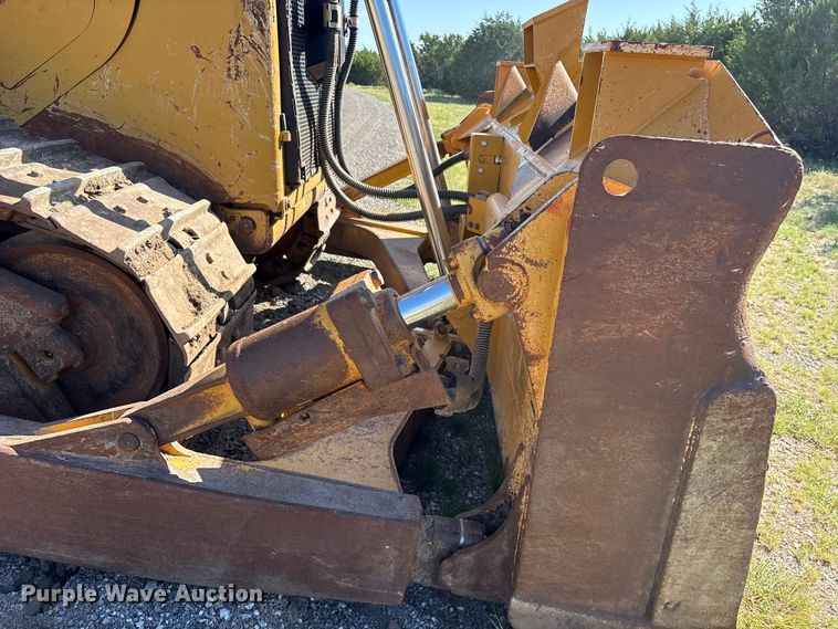 image for item ET0338 2019 Caterpillar D6T XL dozer
