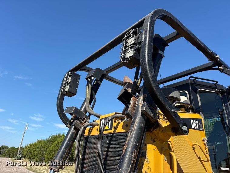 image for item ET0338 2019 Caterpillar D6T XL dozer