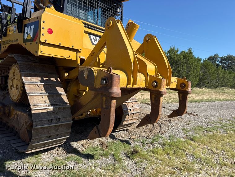 image for item ET0338 2019 Caterpillar D6T XL dozer