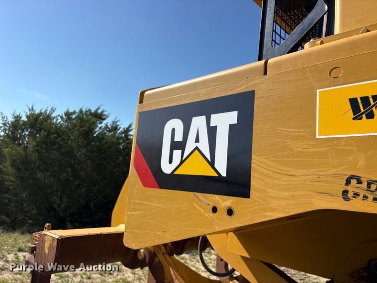 image for item ET0338 2019 Caterpillar D6T XL dozer