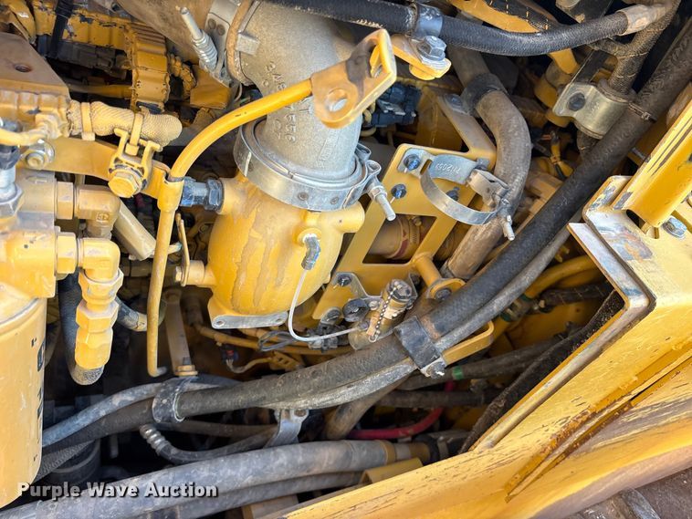 image for item ET0338 2019 Caterpillar D6T XL dozer