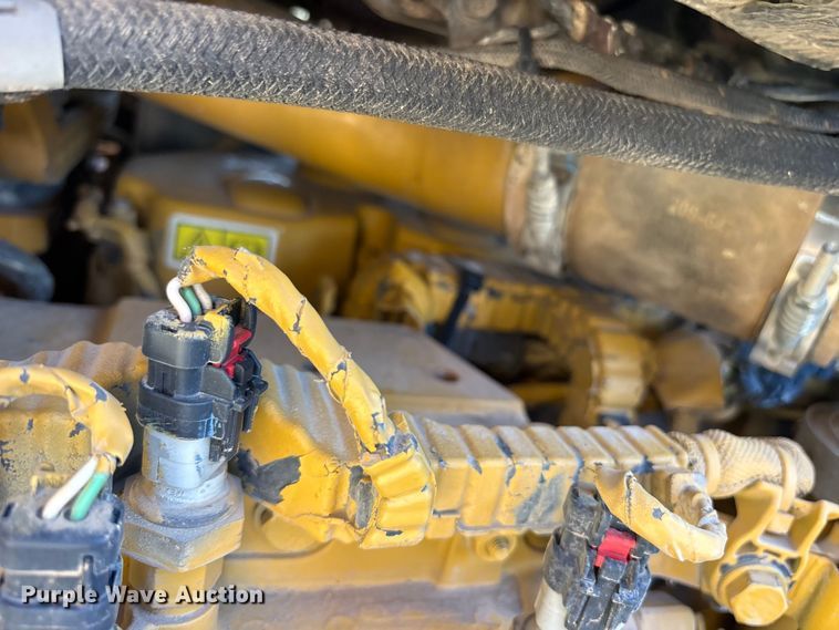 image for item ET0338 2019 Caterpillar D6T XL dozer