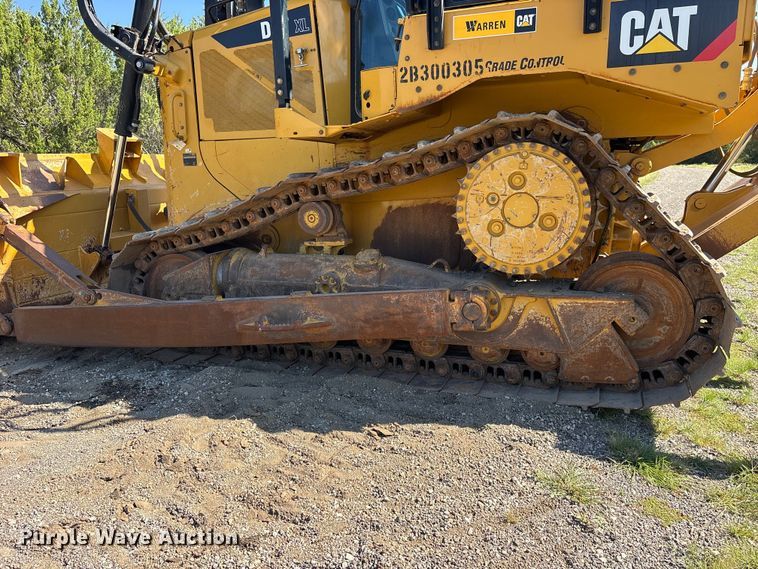 image for item ET0338 2019 Caterpillar D6T XL dozer