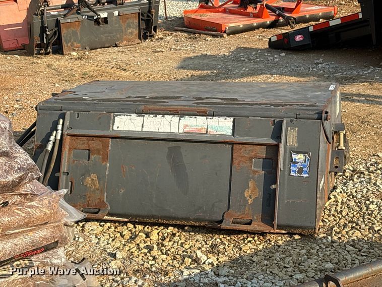 image for item ET0362 2011 Bobcat 60 Sweeper skid steer boom