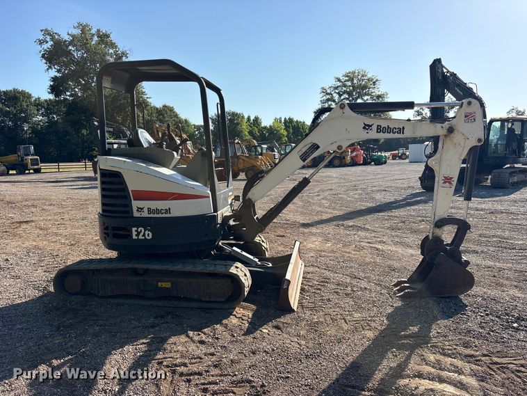 image for item ET0413 2016 Bobcat E26 mini excavator