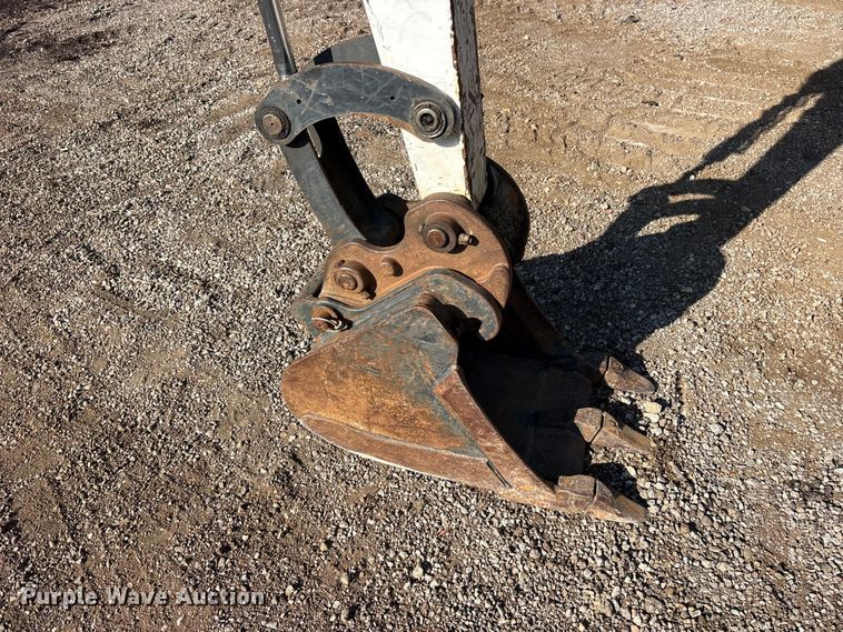 image for item ET0413 2016 Bobcat E26 mini excavator