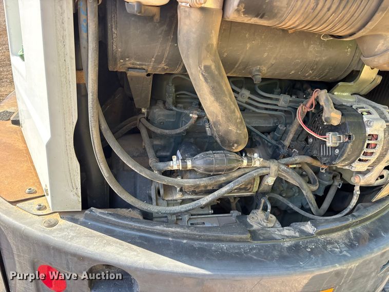 image for item ET0413 2016 Bobcat E26 mini excavator