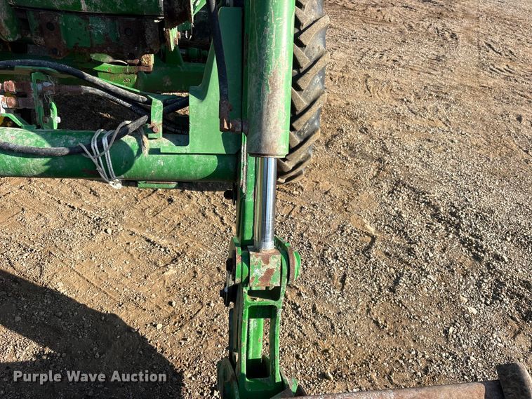 image for item ET0414 2017 John Deere 5075E MFWD tractor