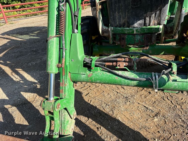 image for item ET0414 2017 John Deere 5075E MFWD tractor