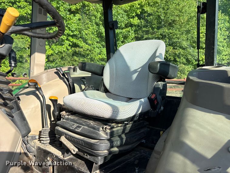 image for item ET0414 2017 John Deere 5075E MFWD tractor