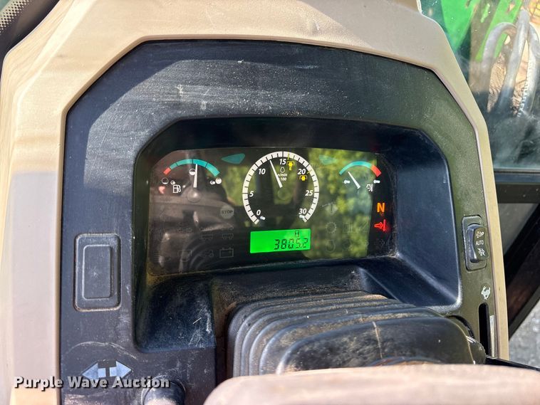 image for item ET0414 2017 John Deere 5075E MFWD tractor
