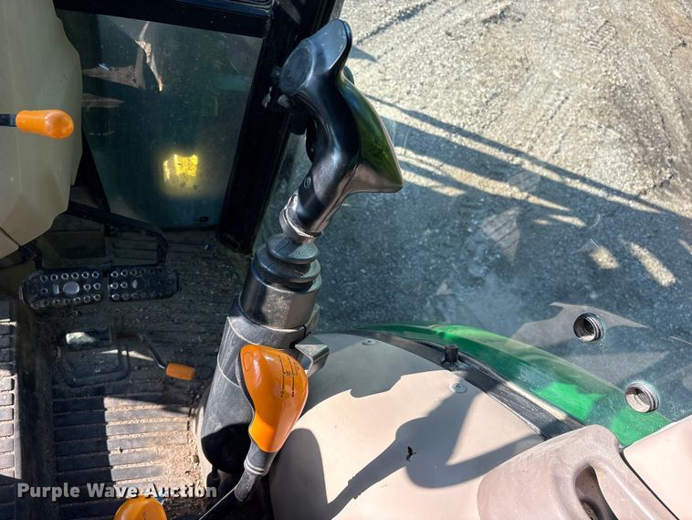 image for item ET0414 2017 John Deere 5075E MFWD tractor