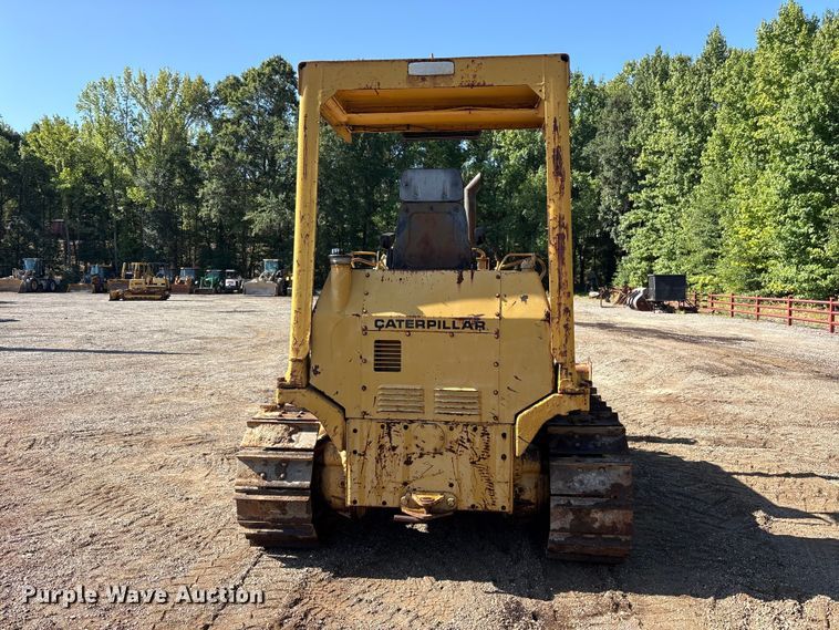 image for item ET0415 1975 Caterpillar D3 dozer