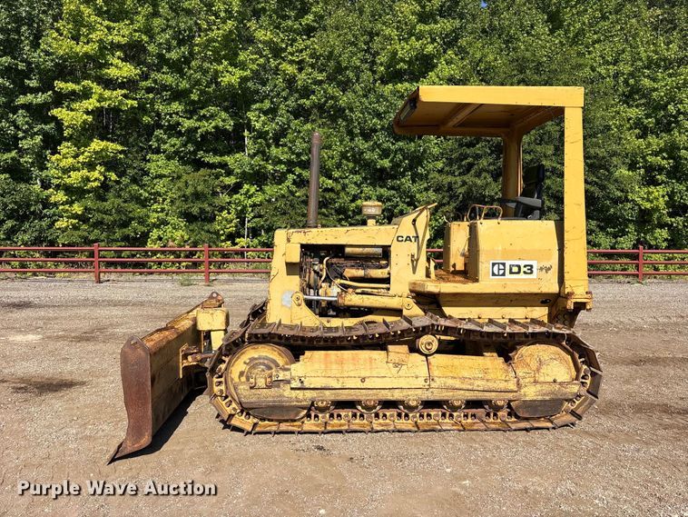 image for item ET0415 1975 Caterpillar D3 dozer