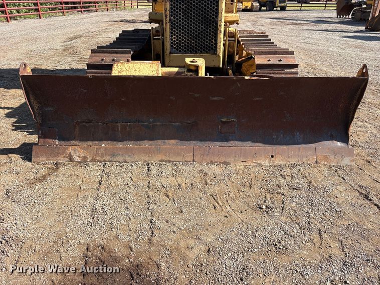 image for item ET0415 1975 Caterpillar D3 dozer