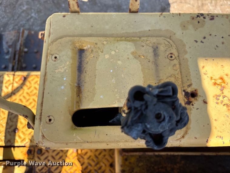image for item ET0415 1975 Caterpillar D3 dozer