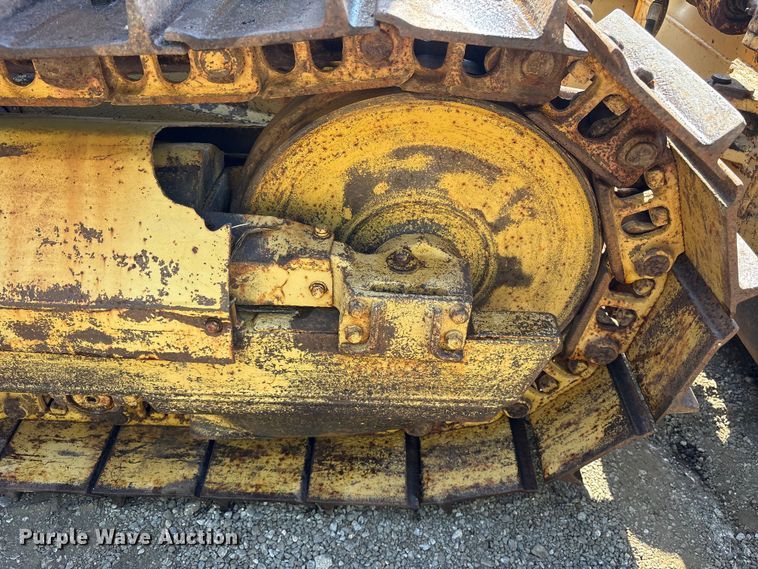 image for item ET0415 1975 Caterpillar D3 dozer