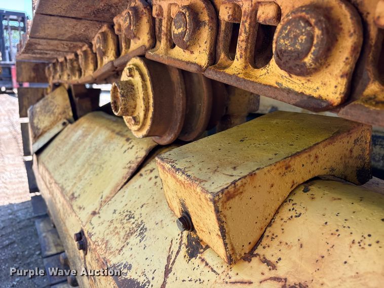image for item ET0415 1975 Caterpillar D3 dozer