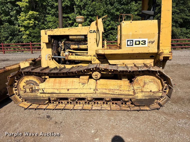 image for item ET0415 1975 Caterpillar D3 dozer