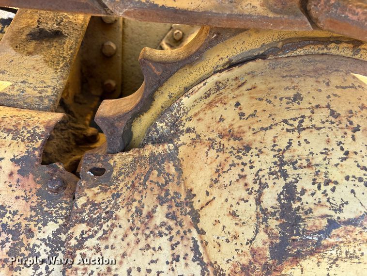 image for item ET0415 1975 Caterpillar D3 dozer