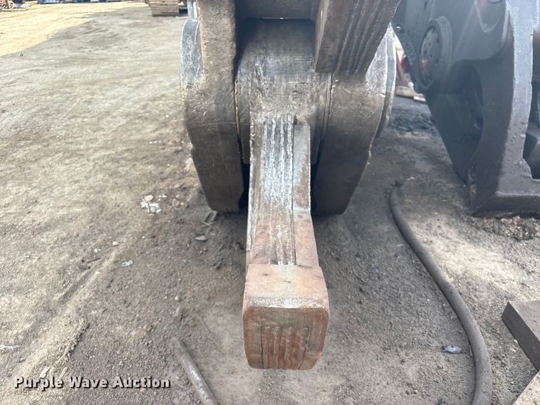 image for item EU0752 Kinshofer excavator shear