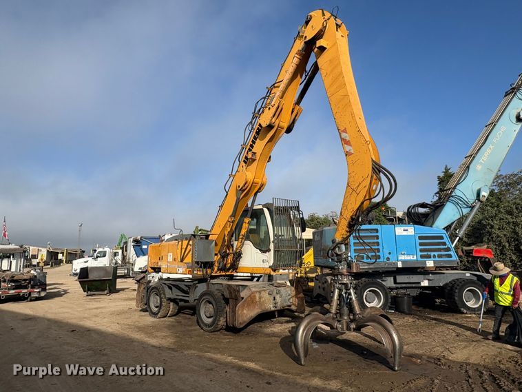 image for item EU0753 Liebherr A904C Litronic excavator