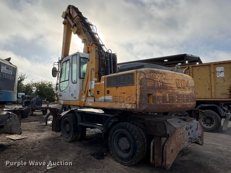 image for item EU0753 Liebherr A904C Litronic excavator