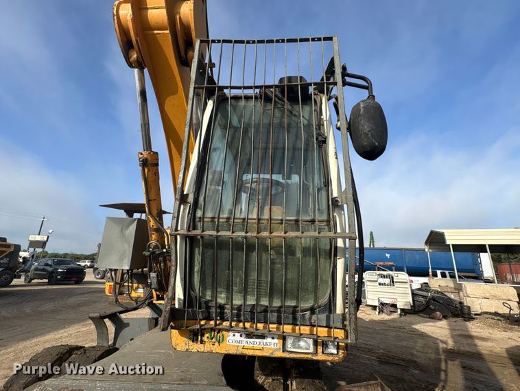 image for item EU0753 Liebherr A904C Litronic excavator
