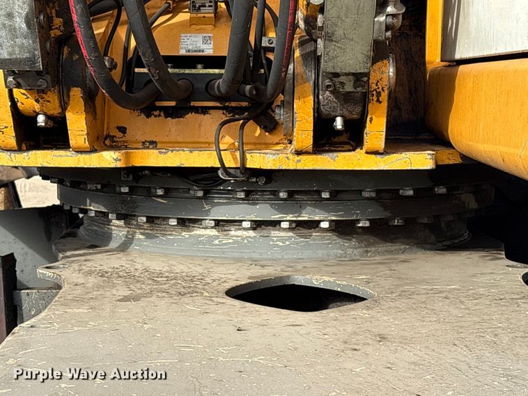 image for item EU0753 Liebherr A904C Litronic excavator