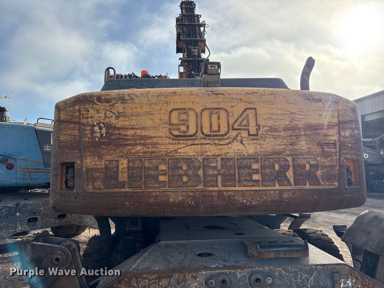 image for item EU0753 Liebherr A904C Litronic excavator