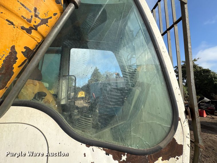 image for item EU0753 Liebherr A904C Litronic excavator