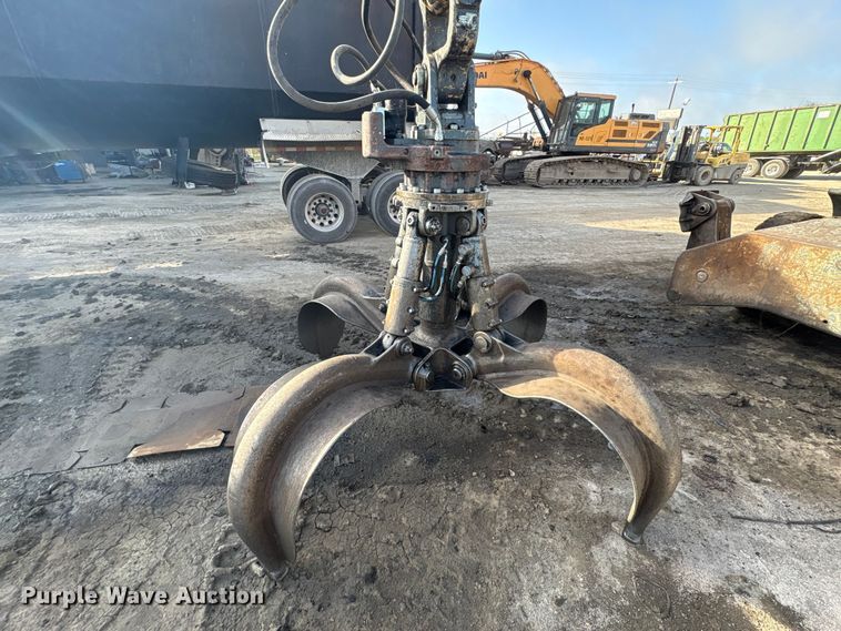 image for item EU0753 Liebherr A904C Litronic excavator