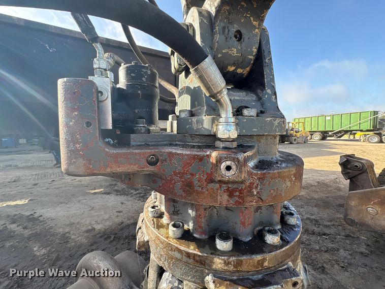 image for item EU0753 Liebherr A904C Litronic excavator