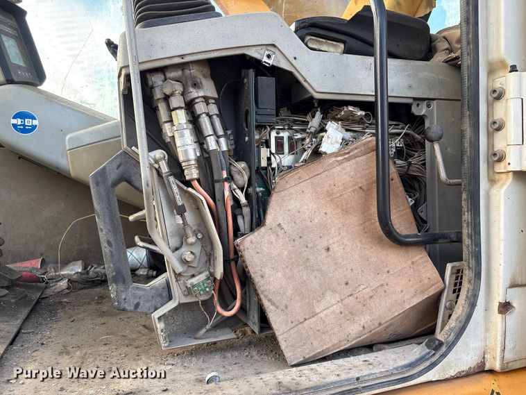 image for item EU0753 Liebherr A904C Litronic excavator