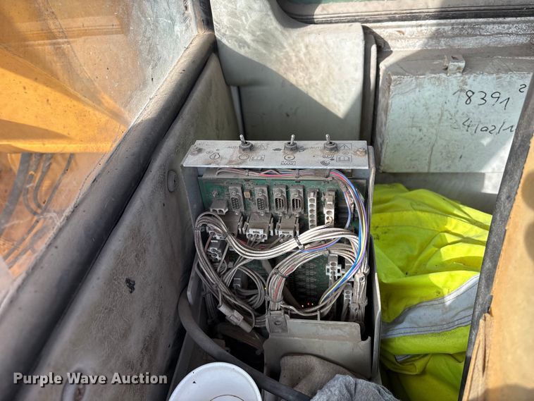 image for item EU0753 Liebherr A904C Litronic excavator