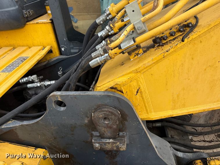 image for item EU0754 1989 Kobelco SK350LC excavator