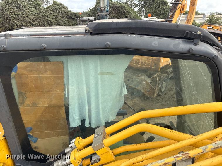 image for item EU0754 1989 Kobelco SK350LC excavator