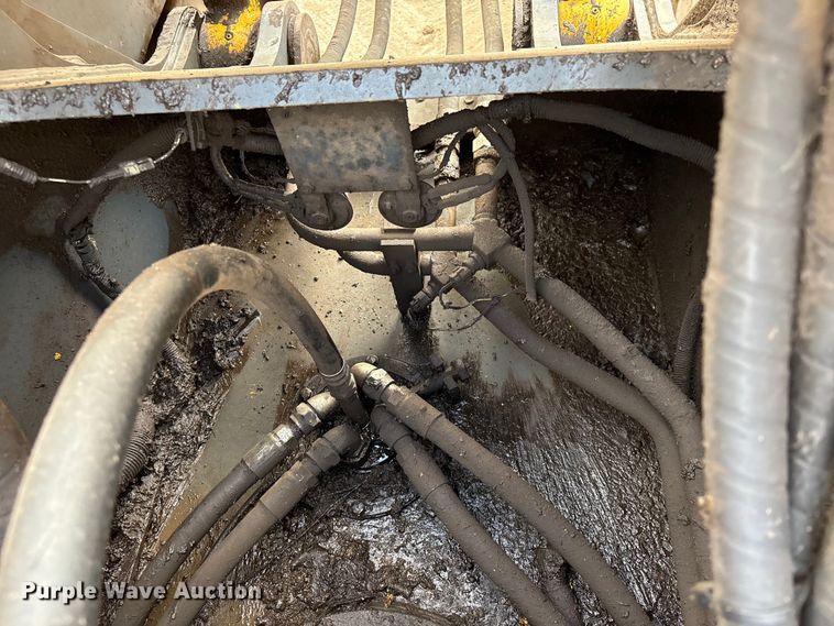 image for item EU0754 1989 Kobelco SK350LC excavator