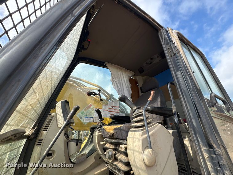 image for item EU0754 1989 Kobelco SK350LC excavator