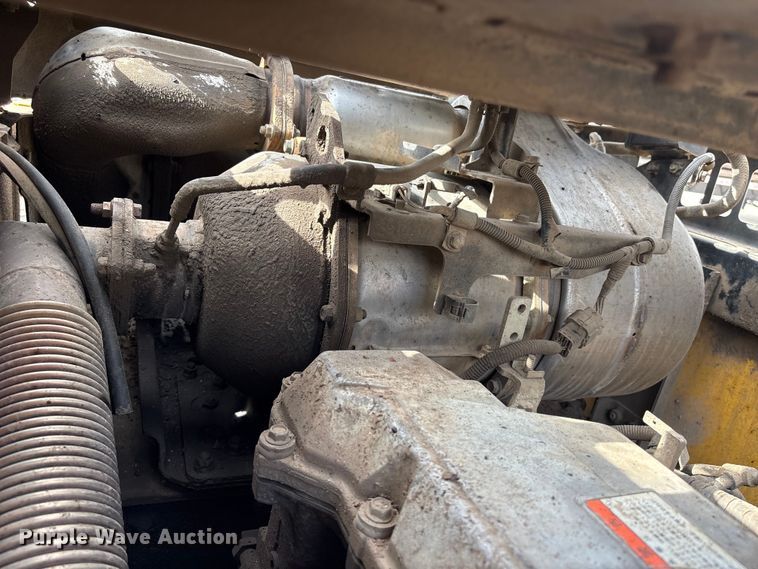 image for item EU0754 1989 Kobelco SK350LC excavator