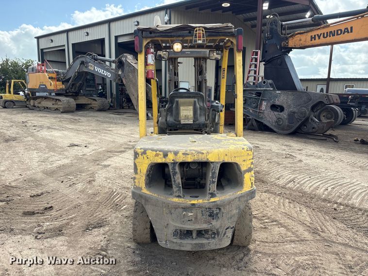 image for item EU0755 Hyster F70FT forklift