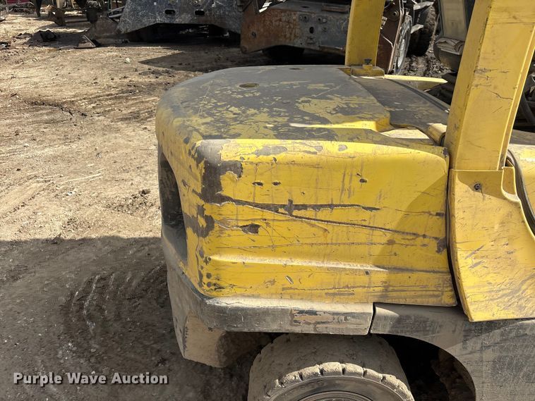 image for item EU0755 Hyster F70FT forklift